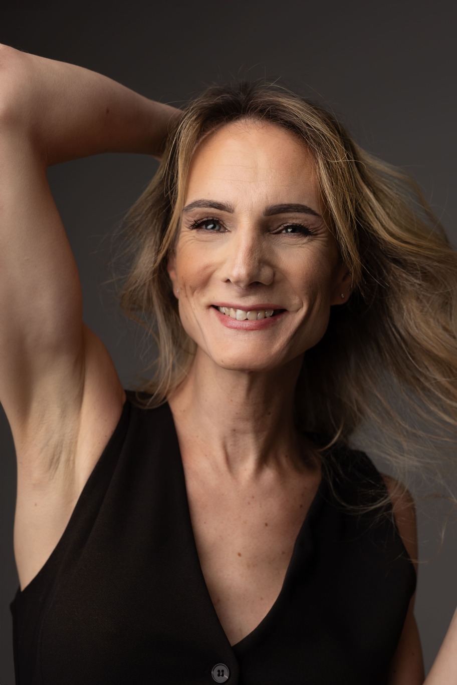 la joie de vivre de Emma, femme transgenre